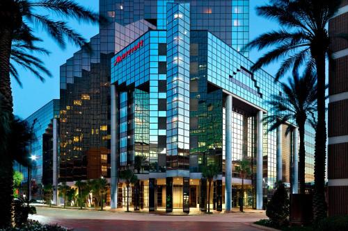 Metairie Hotel | New Orleans Marriott Metairie At Lakeway
