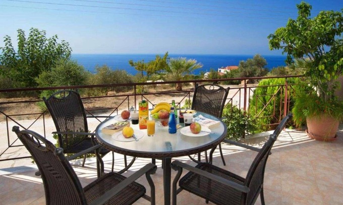 Vlachata Villa | New photos Two bed pool close to shops seaview