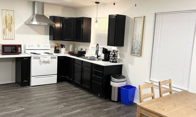 North Central Carrollton Condo | New Remodeled Private Guest Suite in North DFW