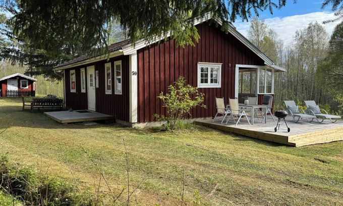 Bredsjo House | NEW renovated vacation home in Sweden with sauna and boat