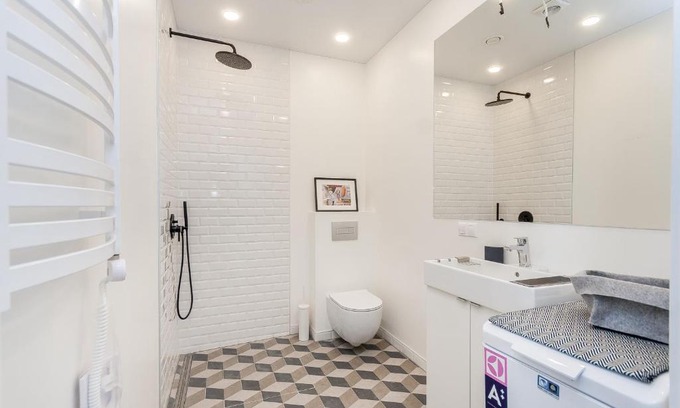 Business District Apartment | NEW Scandinavian style apartment