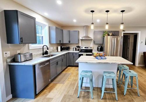 Harrison House | NEW Serenity Escape - Peaceful Countryside Retreat