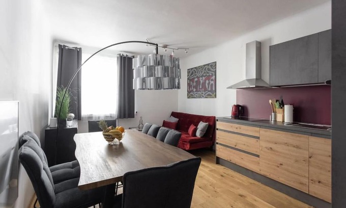 Meidling Apartment | NEW ShalalaLiving Vienna - Lovely Family Home near Schönbrunn - PG