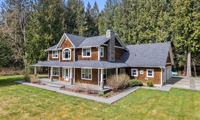 Concrete House | New Skagit Sunset Birdsview, Concrete, WA