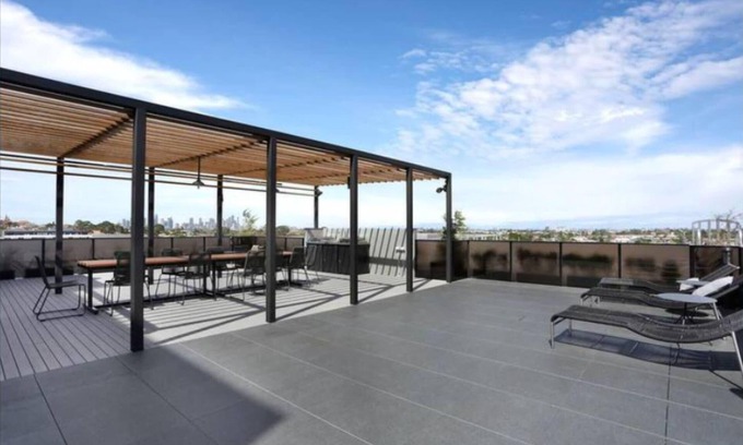 Northcote Apartment | New Spacious 2 Bedroom With Gorgeous City Views