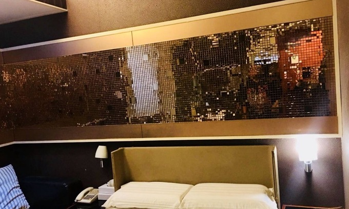 Causeway Bay House | New Style Guest House