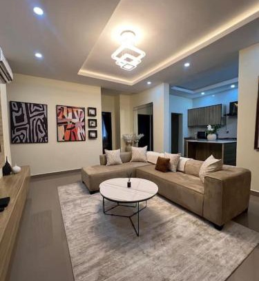 Ofin Apartment | New Stylish and Cosy 2 Bed Apt in Victoria Island