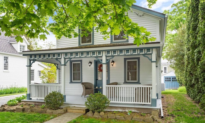 Old Town Historic District Cottage | NEW! The Cedar House - Steps from Queen Street