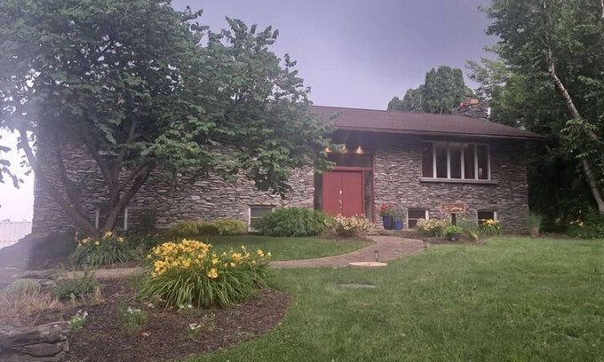 Washington Boro House | NEW! The Getaway 3-Bedroom Home with Pool