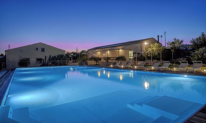 Ragusa Villa | New: Wonderful villa with sea view, infinity pool, padel court