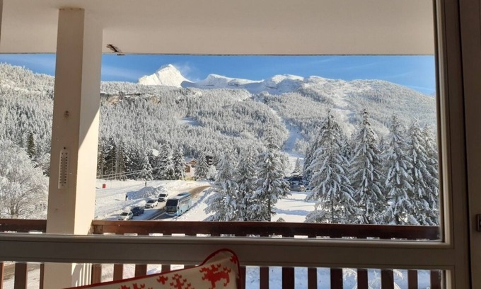 Correncon-en-Vercors Apartment | Newly renovated and well-equipped 3-room apartment at the foot of the slopes