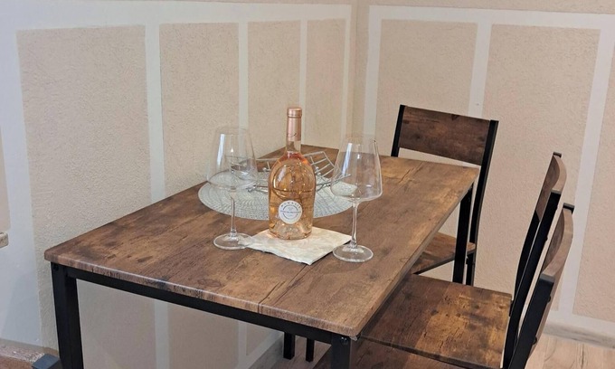 Serkowitz Apartment | Newly renovated apartment Misena