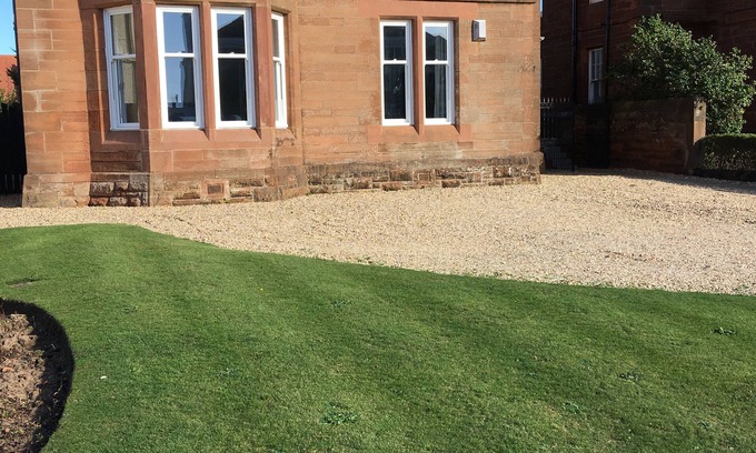 Troon Apartment | Newly renovated apartment close to Royal Troon Golf Club and Troon town centre