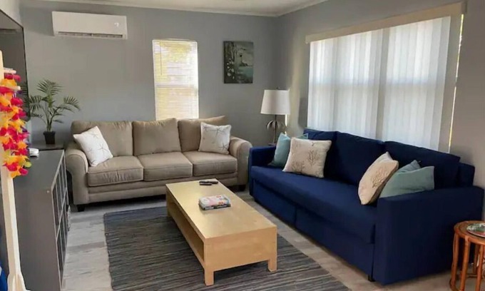 Indian Beach Sapphire Shores House | Newly Renovated Classic Bungalow