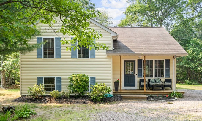 Kenyon House | Newly renovated cottage 5 minute drive to several beaches. Great location!