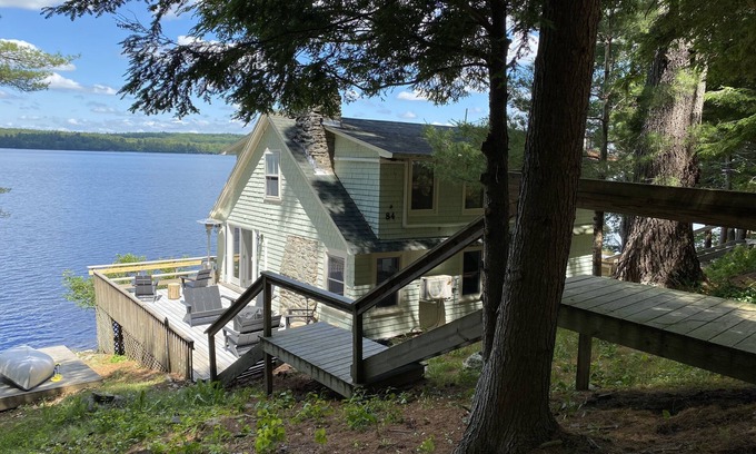 Jefferson Cottage | Newly Renovated Waterfront House on Lake Damariscotta; Quiet Winter Retreat!