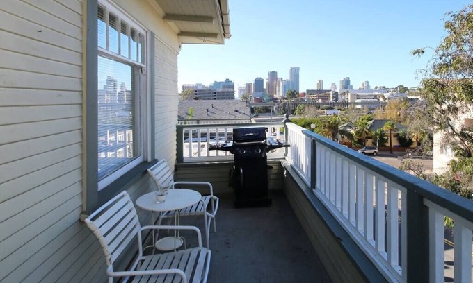 Golden Hill Apartment | Nice 1 bedroom with skyline views from the private patio