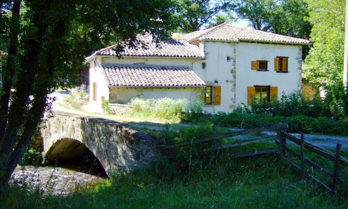 Saint-Pierre-le-Vieux Apartment | Nice apartment in Olsberg