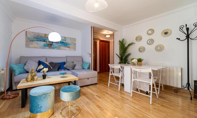 Central District Apartment | Nice Apartment Center City