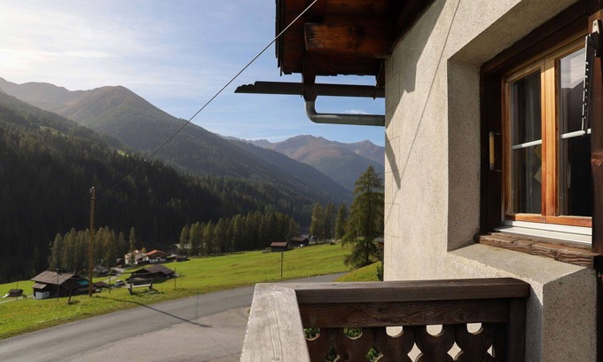 Frauenkirch Apartment | Nice apartment for 3 people with WIFI, TV, terrace and panoramic view