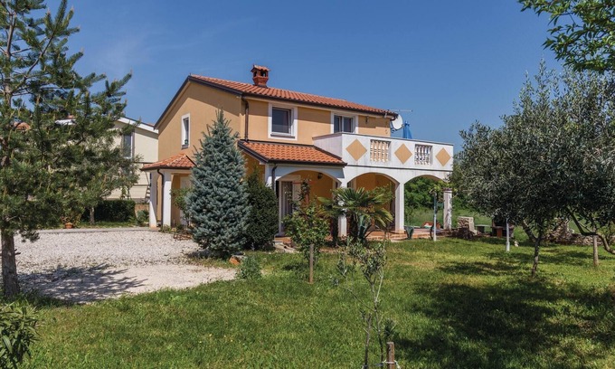 Kastel Apartment | Nice apartment in Kastel with kitchen