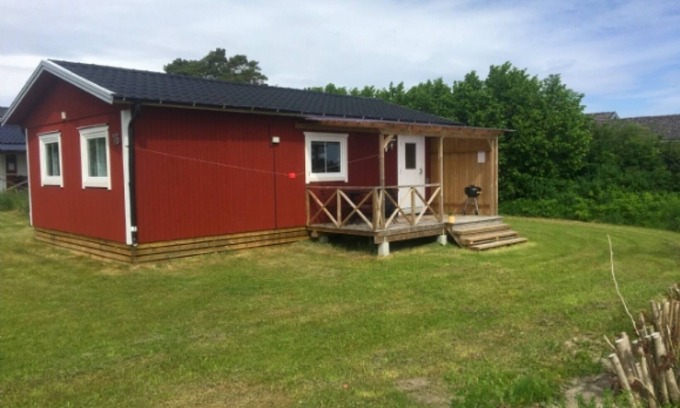Kopingsvik House | Nice holiday home just 200 m from a small swimming area