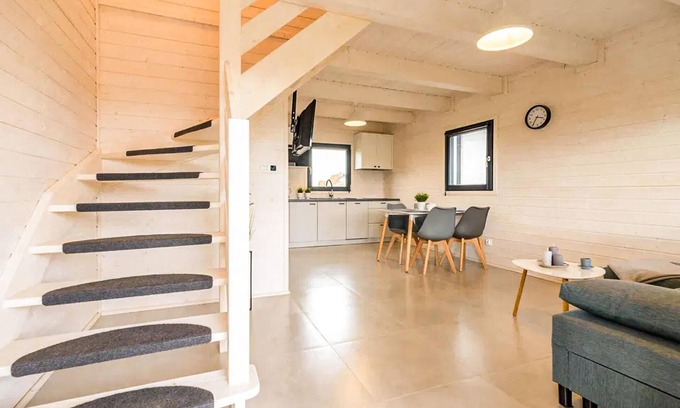 Wrzosowo House | Nice home in Dziwnówek with WiFi