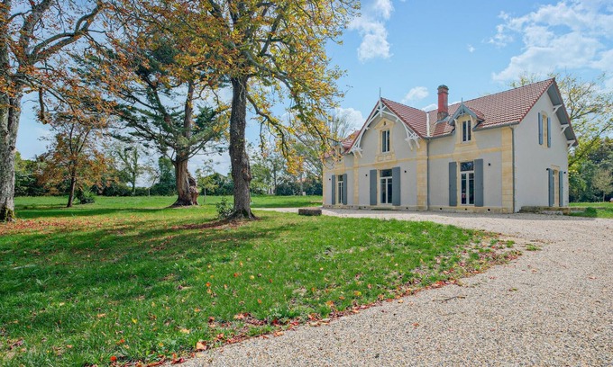 Gans House | Nice home in Gans with kitchen