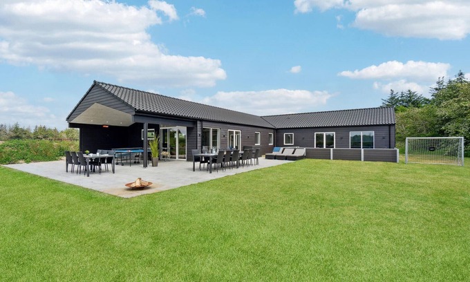 Hadsund House | Nice home in Hadsund with sauna