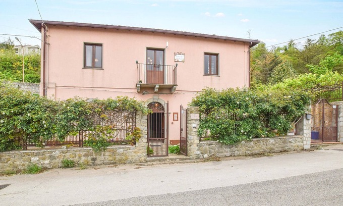 San Nicolo House | Nice home in Raccuja with kitchen