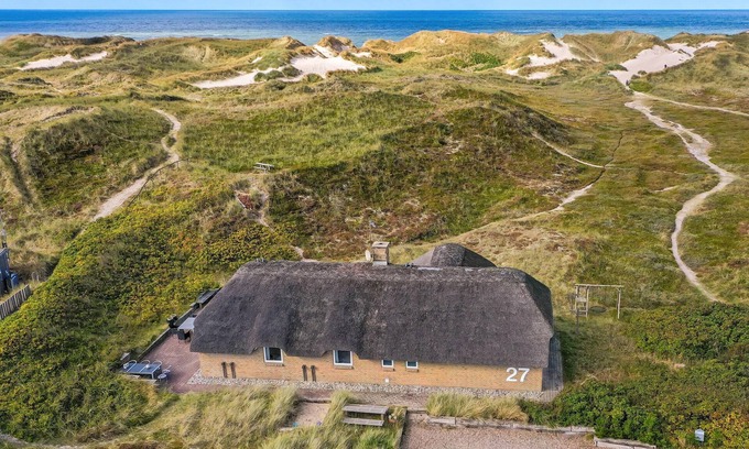 Houvig Strand House | Nice home in Ringkøbing with sauna