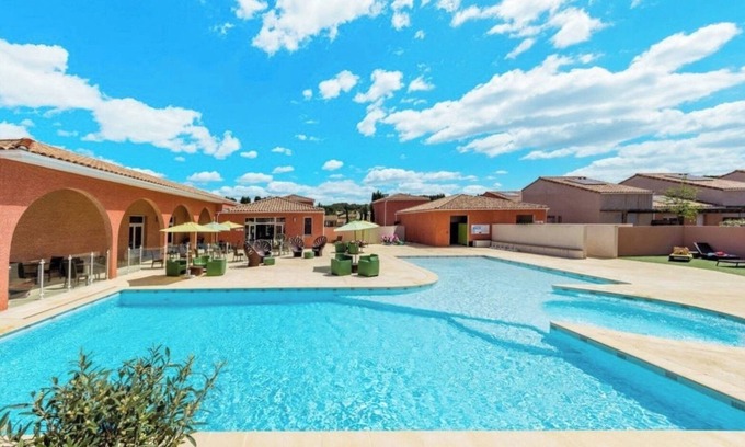 Saint-Christol House | Nice house with swimming pool