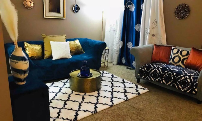 Martinsburg House | Nice neighborhood close to tourist attractions.