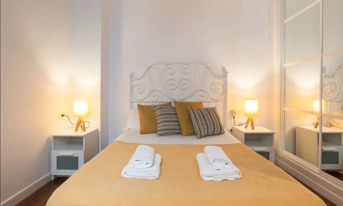 San Felipe Neri Apartment | Nice Rustic apartament in Malaga center