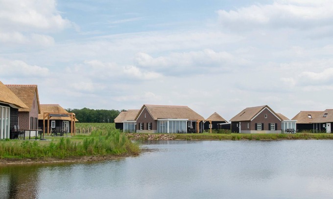 Municipality of Geldrop-Mierlo Ski Chalet | Nice safari tent with bathroom, Eindhoven at 12 km