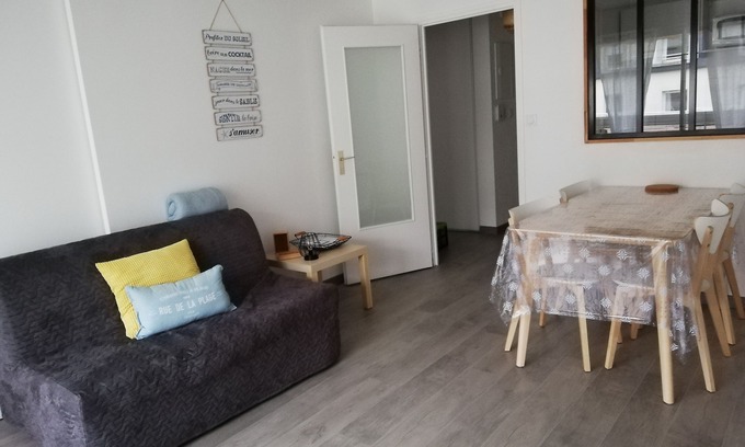 Royan Apartment | Nice T2 beach and walk market!