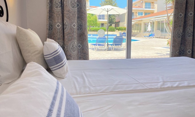 Latchi Apartment | Nicki Resort Cozy Flat Pool View