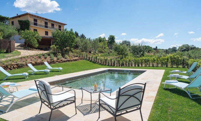 San Gimignano Villa | Nido del Merlo In San Gimignano, Tuscany