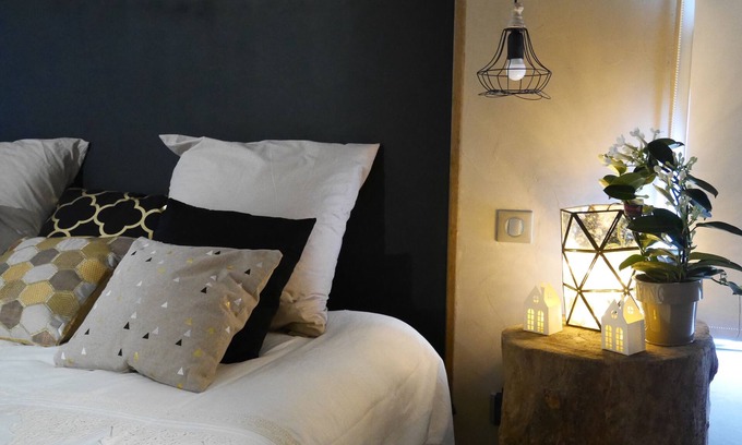 Agnez-les-Duisans Bed & Breakfast | Night in B & B in an atypical setting with wellness area
