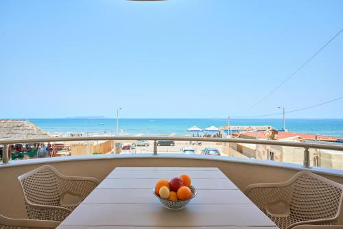 Agkisaras Apartment | Niki Seaview Haven