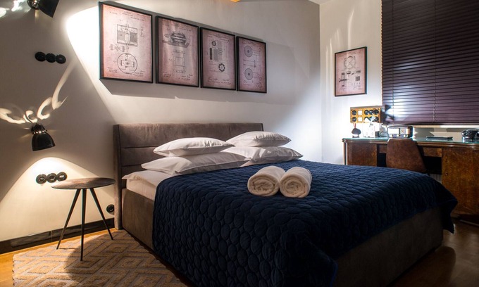 Centrum Apartment | Nikola Tesla by mythings- art deco designed apartment (for 6 guests)