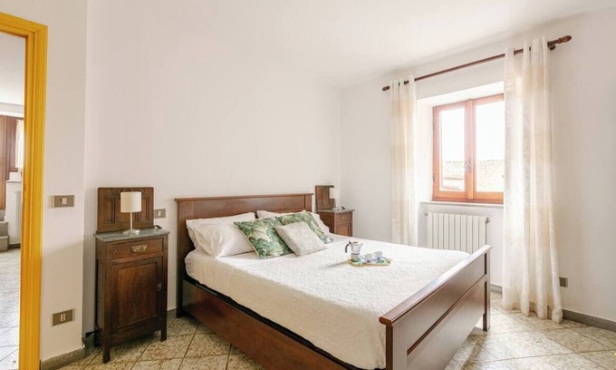 Barbarano Romano Apartment | Nina's Guest House: Perfect 2-bedroom apartment with AC in charming Barbarano R.