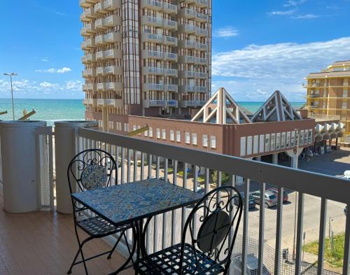 Nettuno Apartment | NINFEA SEAVIEW APARTMENT - Elegant, Bright and Spacious, Steps from the Sea & Station