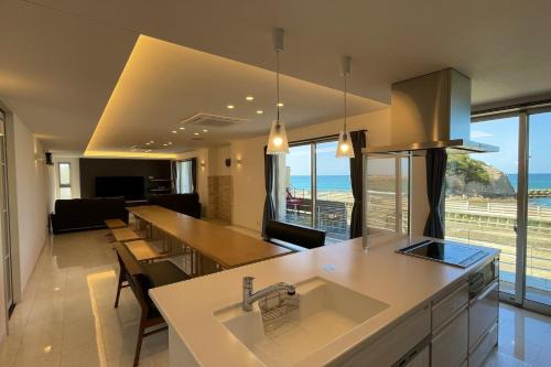 Satsumasendai Villa | Nishikata Beach House 2 -西方海岸貸別荘 弐号-