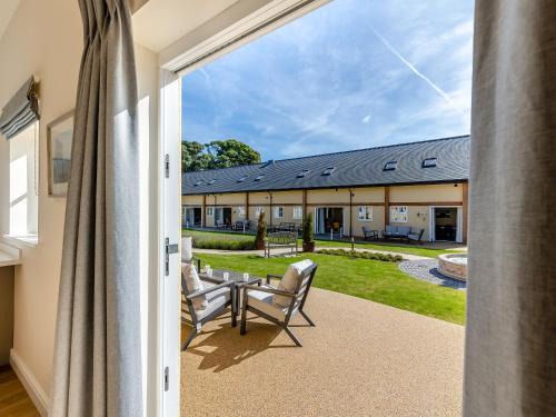 Felton House | No 6 - Doncaster Cottage - Uk47942