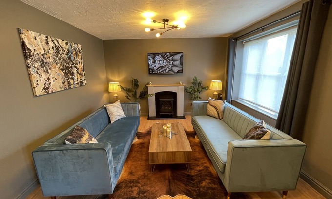 Leamington Spa Apartment | No50 - 2-bed Boutique Apartment - Hosted by Hutch
