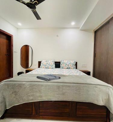 Financial District Apartment | Noah Suits-2BHK NearUSCONSULATE