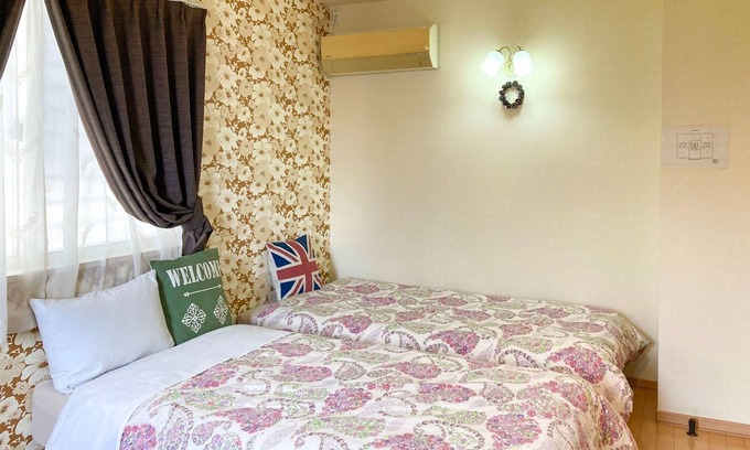 Yonabaru Apartment | Nonsmoking Twin Happiness Owl Room 205/Shimajiri-gun Okinawa