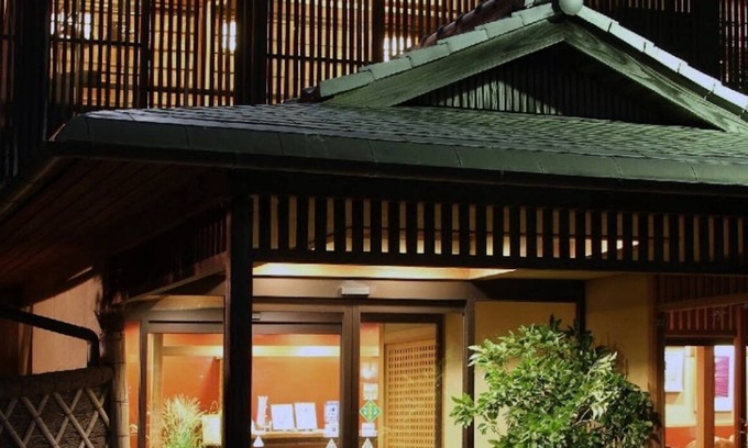 Akamatsumachi Hotel | Nonsmoking Westernstyle room twin bed 2 meals included Local cuisine plan/Saga Saga