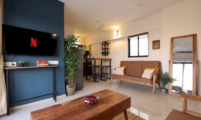 Vile Parle West Apartment | Nook&Co - Vile Parle 5